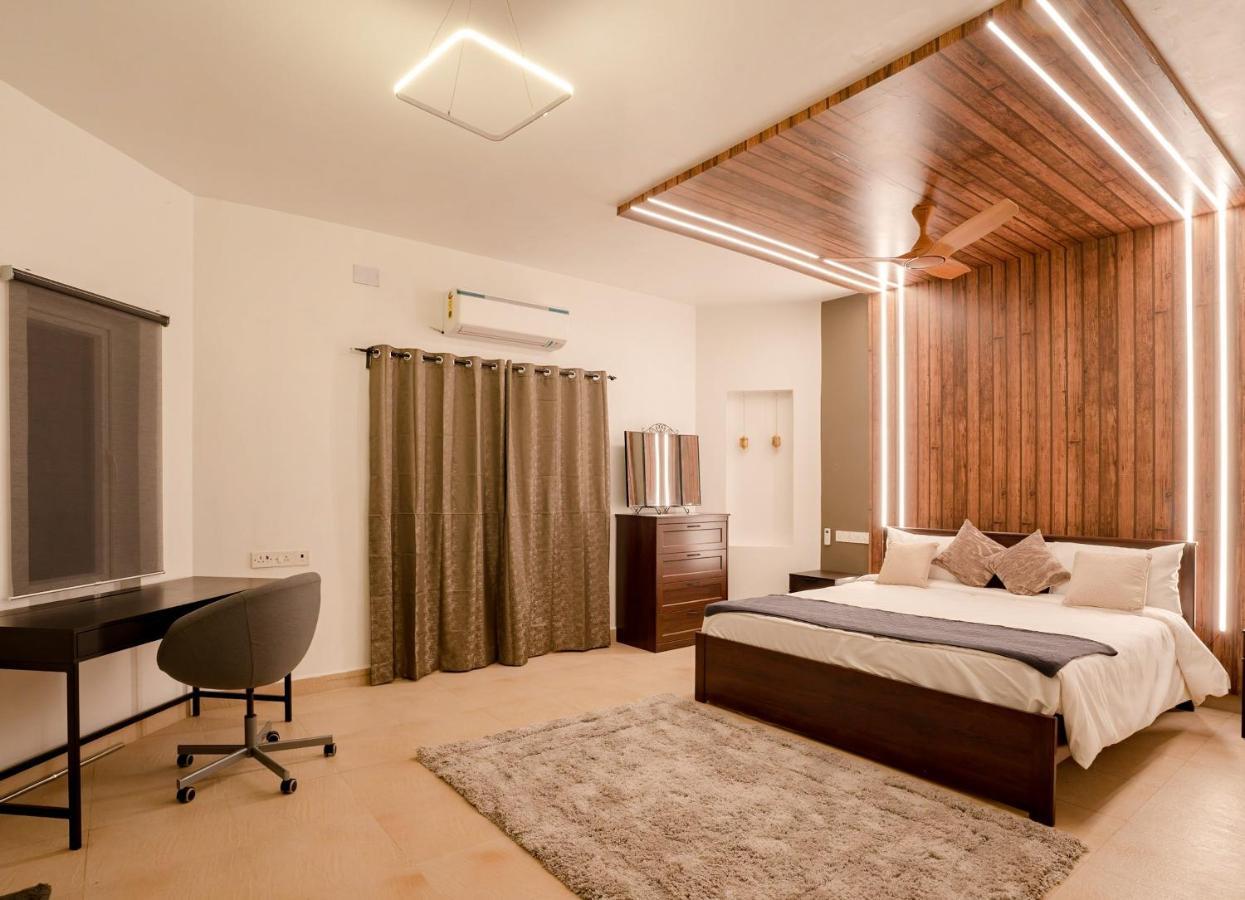 Truliv Macarena Villa