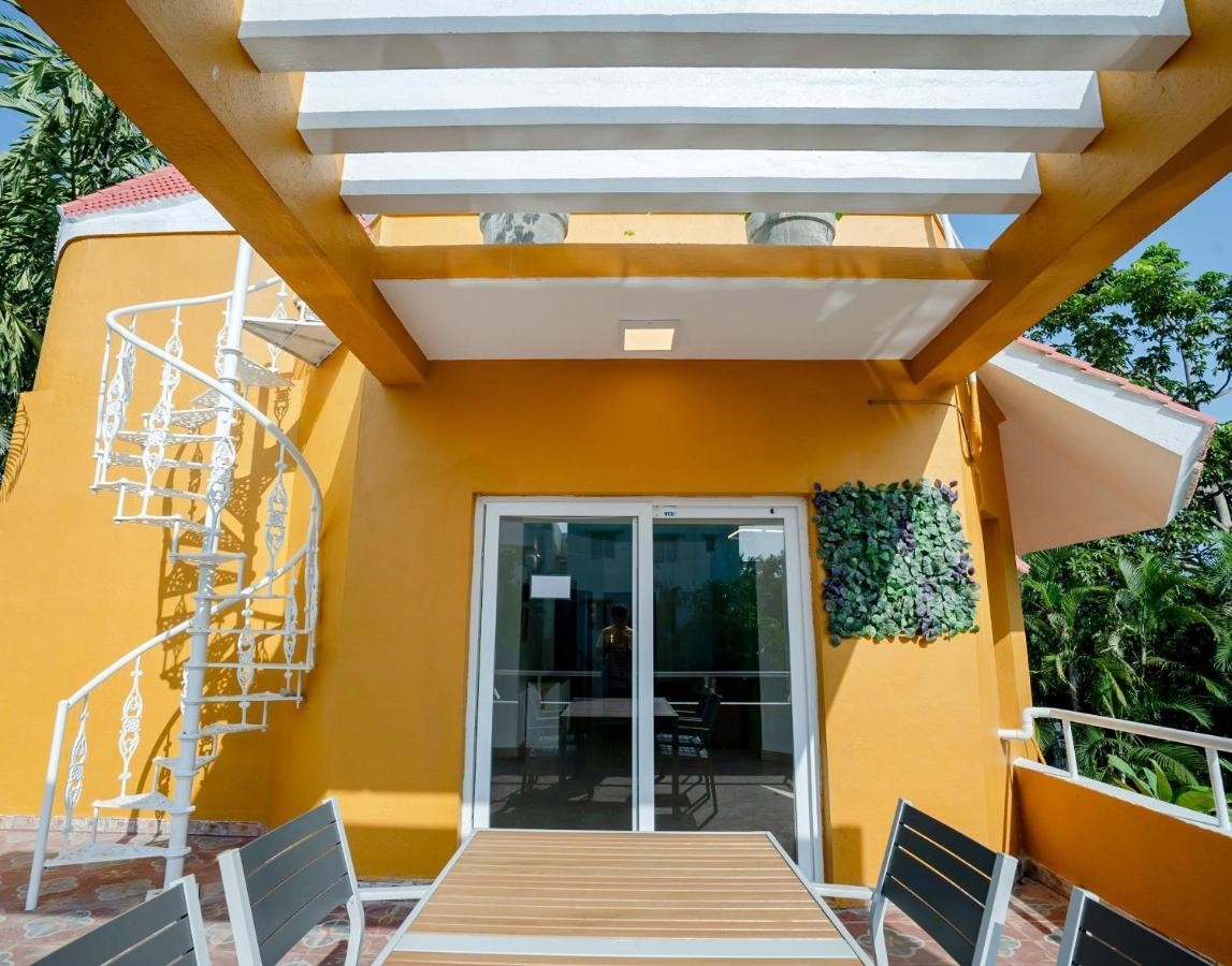 Truliv Macarena Villa